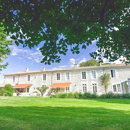 Familu House Perigny Charentaise Périgny